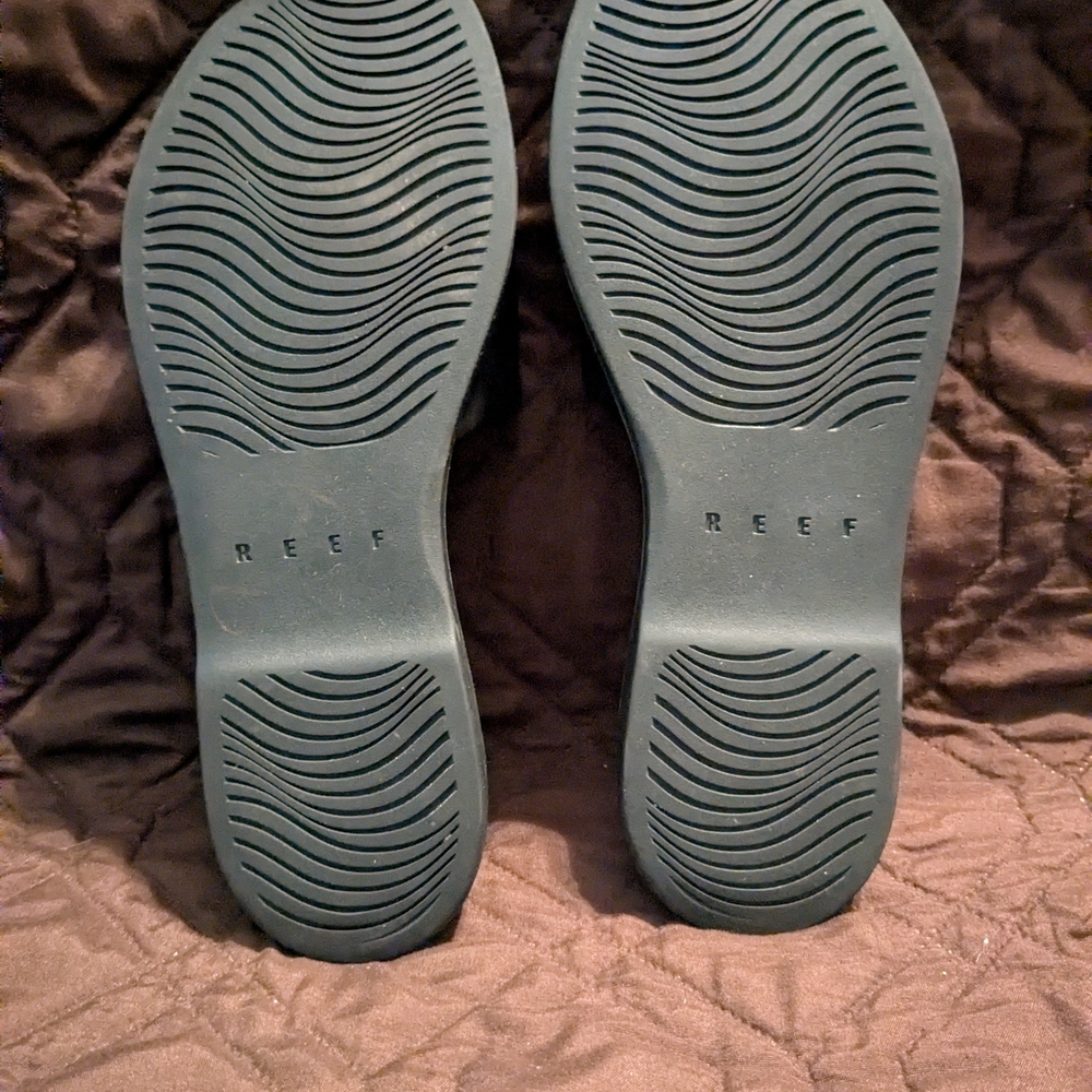 Reef Size 8 Black Slide Sandals - Picture 4 of 5